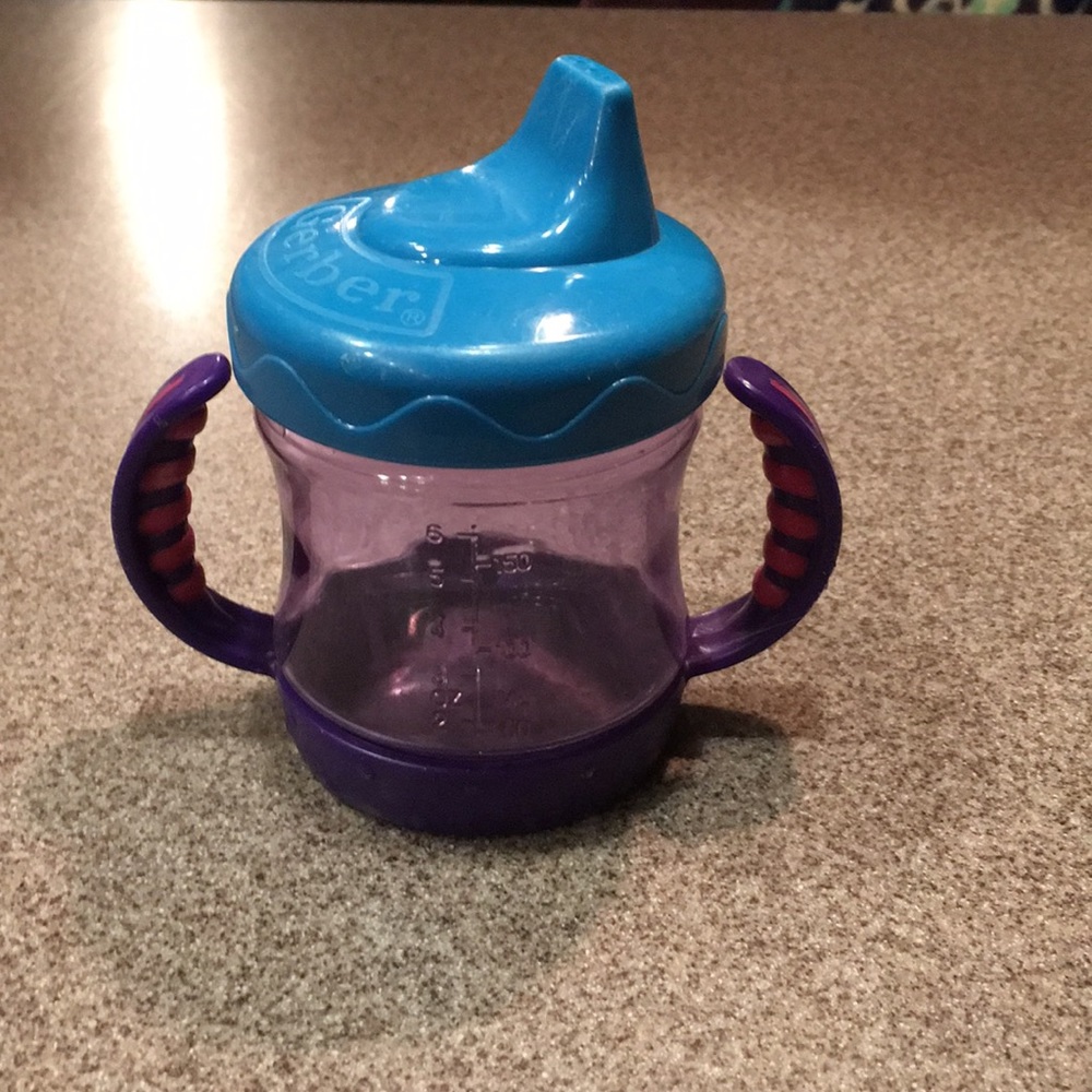 Gerber sippy cup